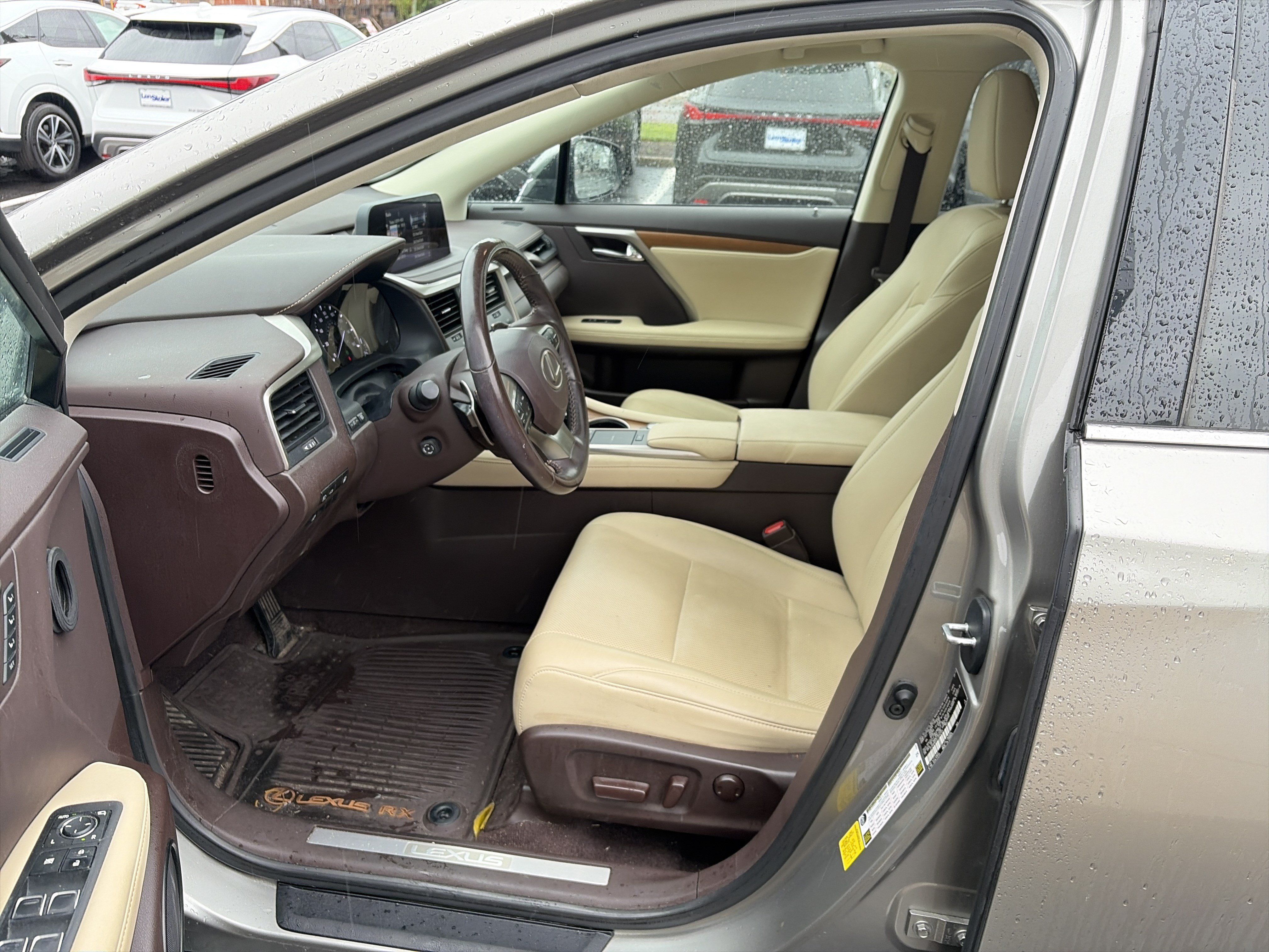 Used 2020 Lexus RX 450h AWD w/ Premium Package image 11