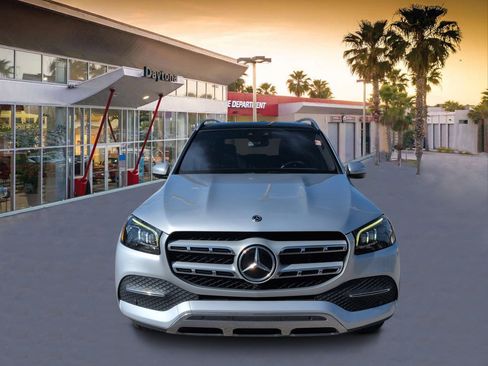 Used 2020 Mercedes-Benz GLS 450 4MATIC image 8