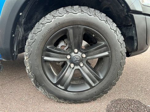 Used 2022 RAM 1500 Warlock AWD/4WD image 38
