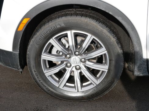 Certified 2023 Cadillac XT4 Sport image 4