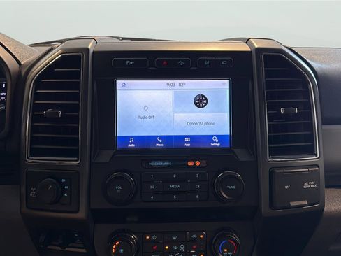 Used 2020 Ford F250 XLT w/ XLT Premium Package AWD/4WD image 18