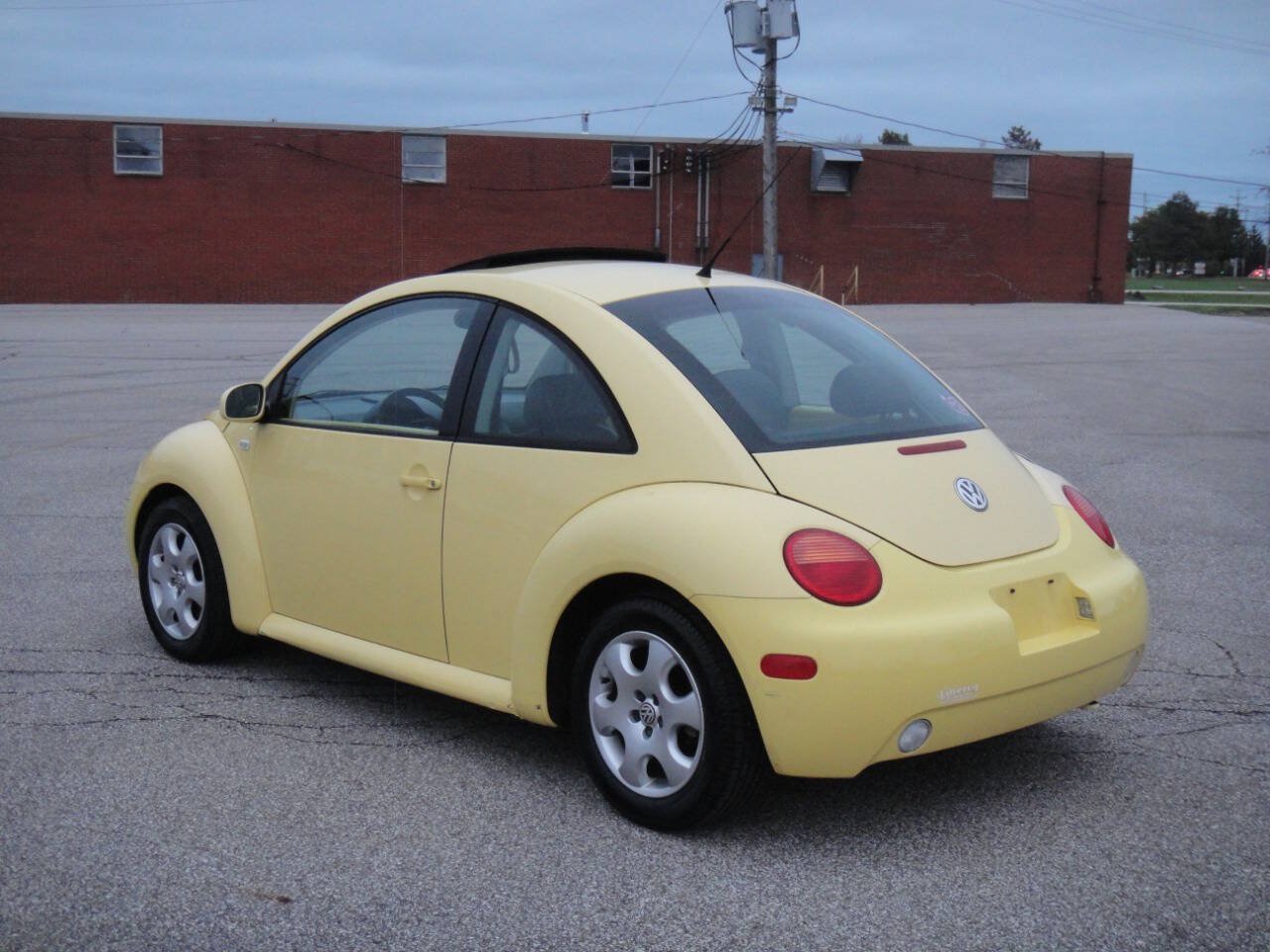 Used 2003 Volkswagen Beetle GLS FWD image 6