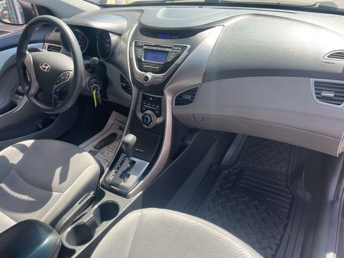 Used 2013 Hyundai Elantra GLS FWD image 16