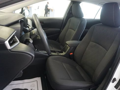 Used 2024 Toyota Corolla LE FWD image 16