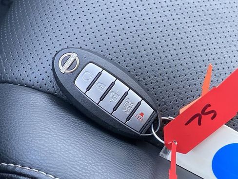 Used 2024 Nissan Murano SL image 28