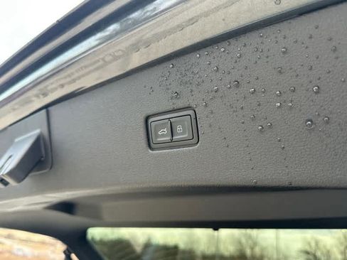 Used 2026 Audi Q8 Premium Plus image 8