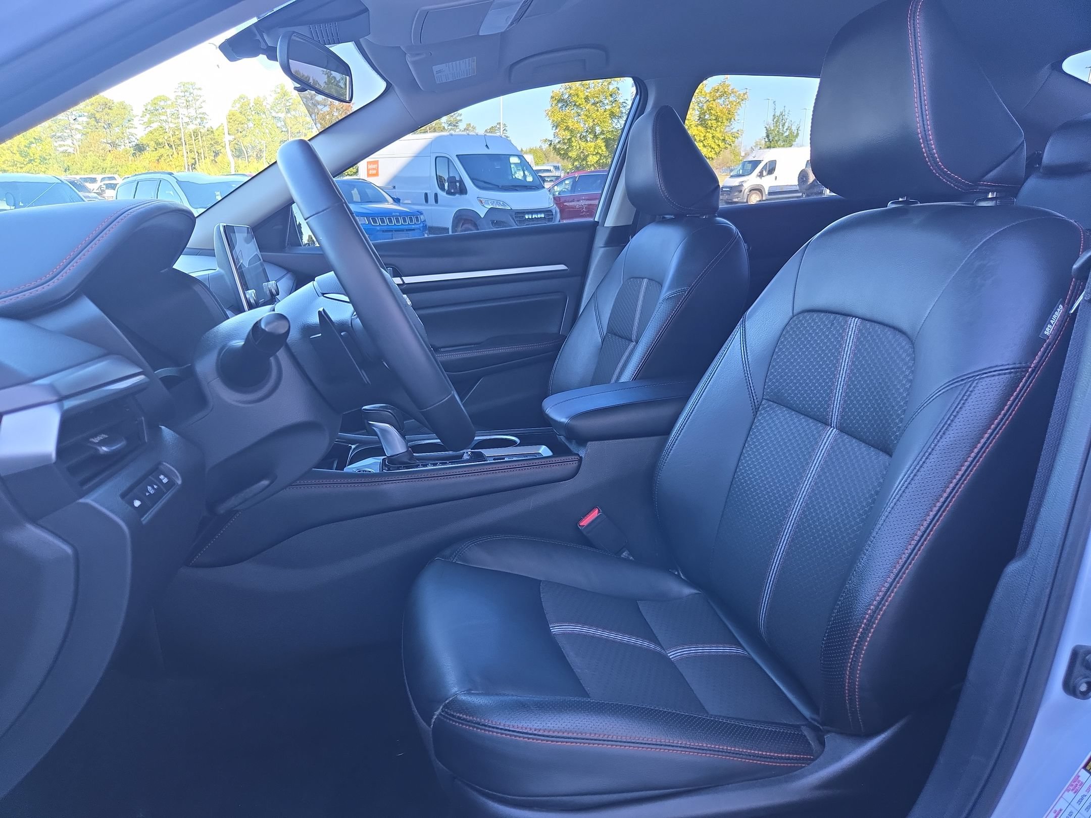 Used 2025 Nissan Altima 2.5 SR AWD/4WD image 24