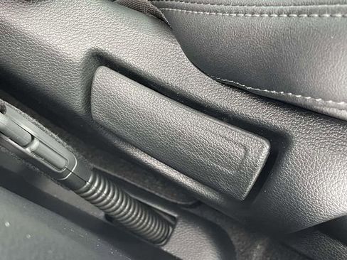 New 2026 Kia Seltos EX image 19