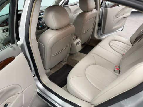 Used 2011 Buick Lucerne CXL w/ Driver Confidence Package FWD image 49