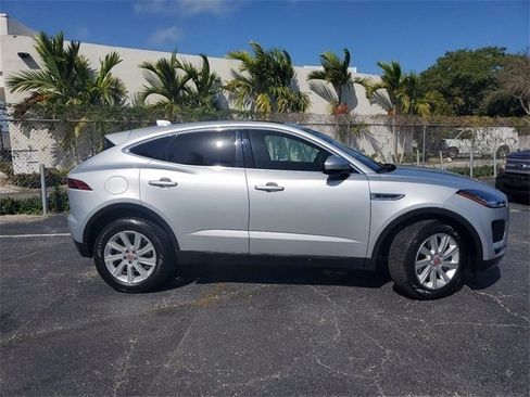 Used 2018 Jaguar E-PACE S image 2