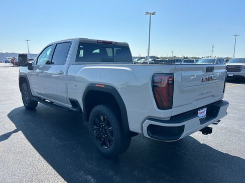 New 2026 GMC Sierra 2500 AT4 w/ AT4 Premium Plus Package AWD/4WD image 8