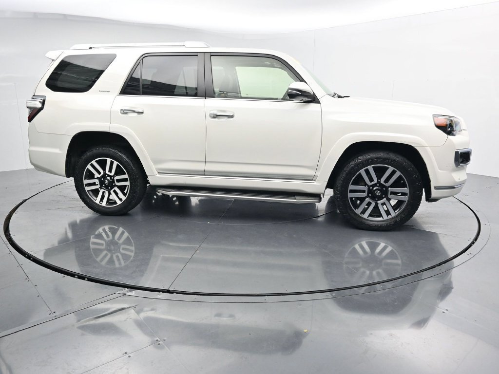 Used 2017 Toyota 4Runner Limited AWD/4WD image 9