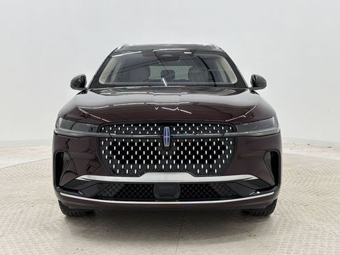 Used 2025 Lincoln Nautilus Reserve AWD/4WD image 6