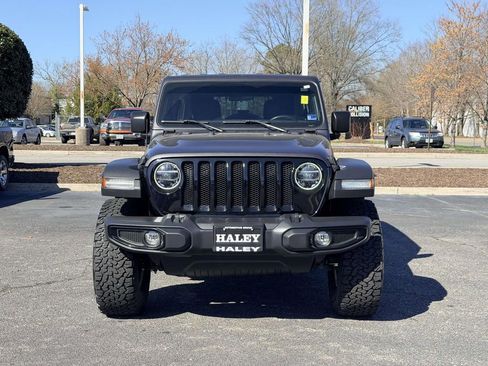 Used 2022 Jeep Wrangler Unlimited Sport image 25