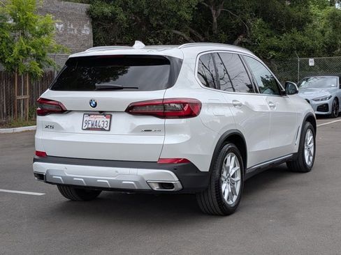 Certified 2023 BMW X5 xDrive40i image 5