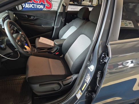 Used 2021 Hyundai Kona SE w/ Cargo Package FWD image 10