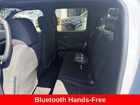 Used 2023 Nissan Frontier PRO-4X w/ Pro Convenience Package AWD/4WD image 15