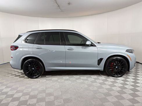 Used 2025 BMW X5 xDrive40i w/ M Sport Package AWD/4WD image 8
