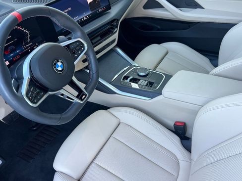 Used 2025 BMW M440i Coupe w/ Premium Package image 4