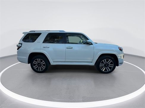 Used 2022 Toyota 4Runner Limited image 9