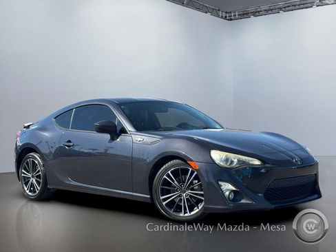 Used 2014 Scion FR-S Monogram Series RWD image 2