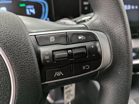 Certified 2024 Kia Sportage LX image 17