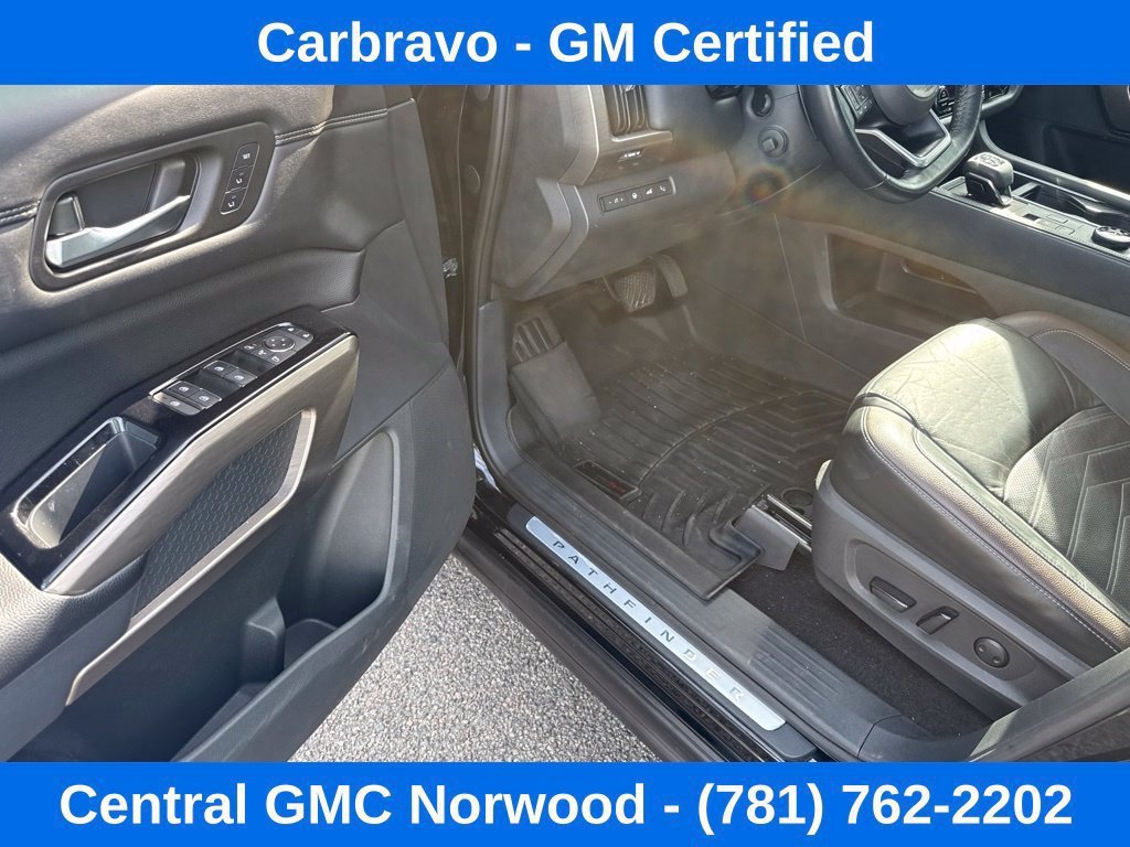 Used 2022 Nissan Pathfinder Platinum w/ Cargo Package AWD/4WD image 13