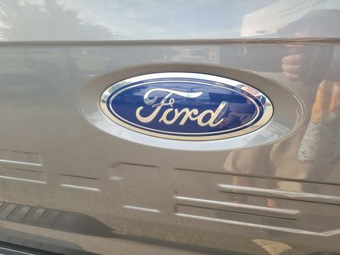 Used 2023 Ford F150 XLT RWD image 10