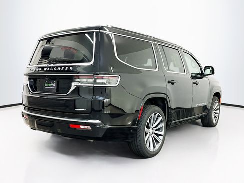 Used 2023 Jeep Grand Wagoneer Series II AWD/4WD image 9
