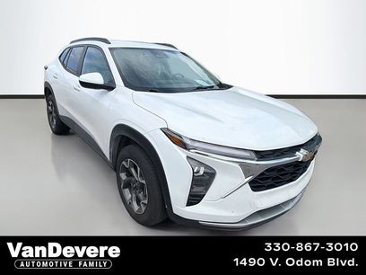 Used 2025 Chevrolet Trax LT w/ Driver Confidence Package