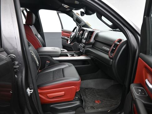 Used 2022 RAM 1500 Rebel AWD/4WD image 18