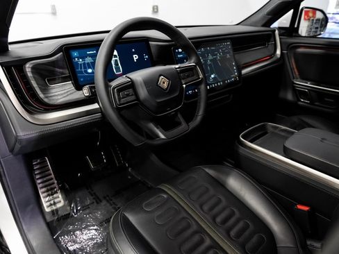 Used 2023 Rivian R1T Adventure image 3