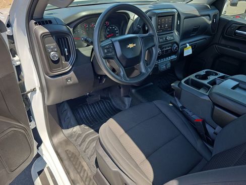 Used 2025 Chevrolet Silverado 1500 W/T RWD image 10
