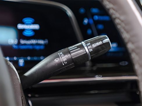 Used 2023 Cadillac Escalade ESV Sport image 24