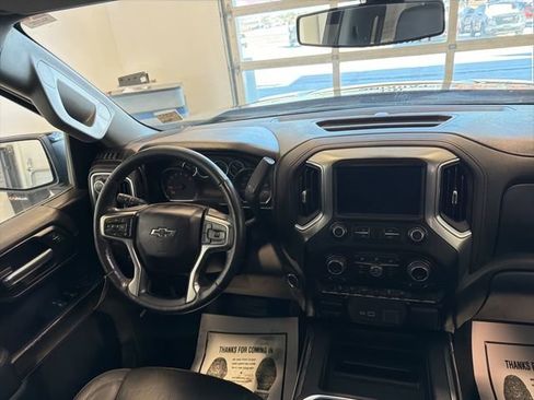 Used 2021 Chevrolet Silverado 1500 LT Trail Boss w/ Convenience Package II image 19
