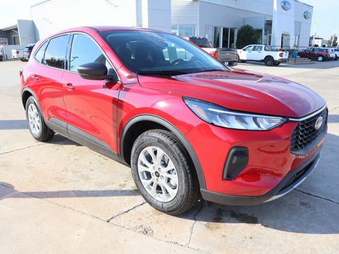 New 2026 Ford Escape Active FWD image 1