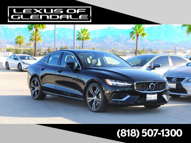 Used 2021 Volvo S60 T8 Inscription w/ Climate Package AWD/4WD image 1