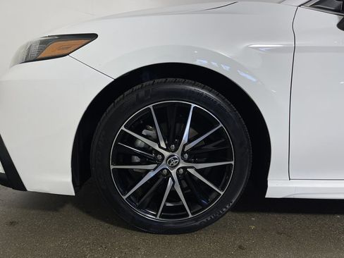 Certified 2024 Toyota Camry SE FWD image 11