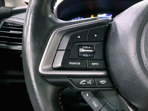 Used 2020 Subaru Crosstrek 2.0i Premium image 24