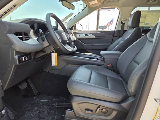 New 2026 Ford Explorer Active w/ Active Comfort Package RWD image 28
