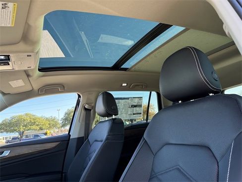 New 2026 Volkswagen Atlas SE image 17