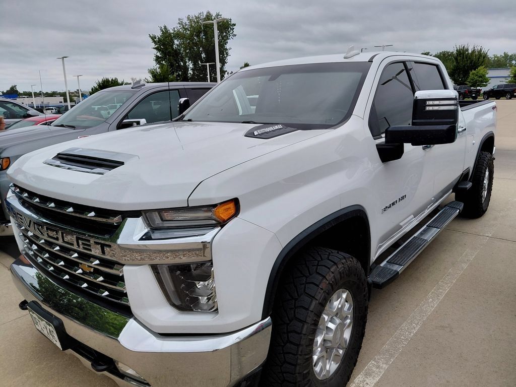 Used 2020 Chevrolet Silverado 3500 LTZ w/ Gooseneck/5TH Wheel Package AWD/4WD image 4