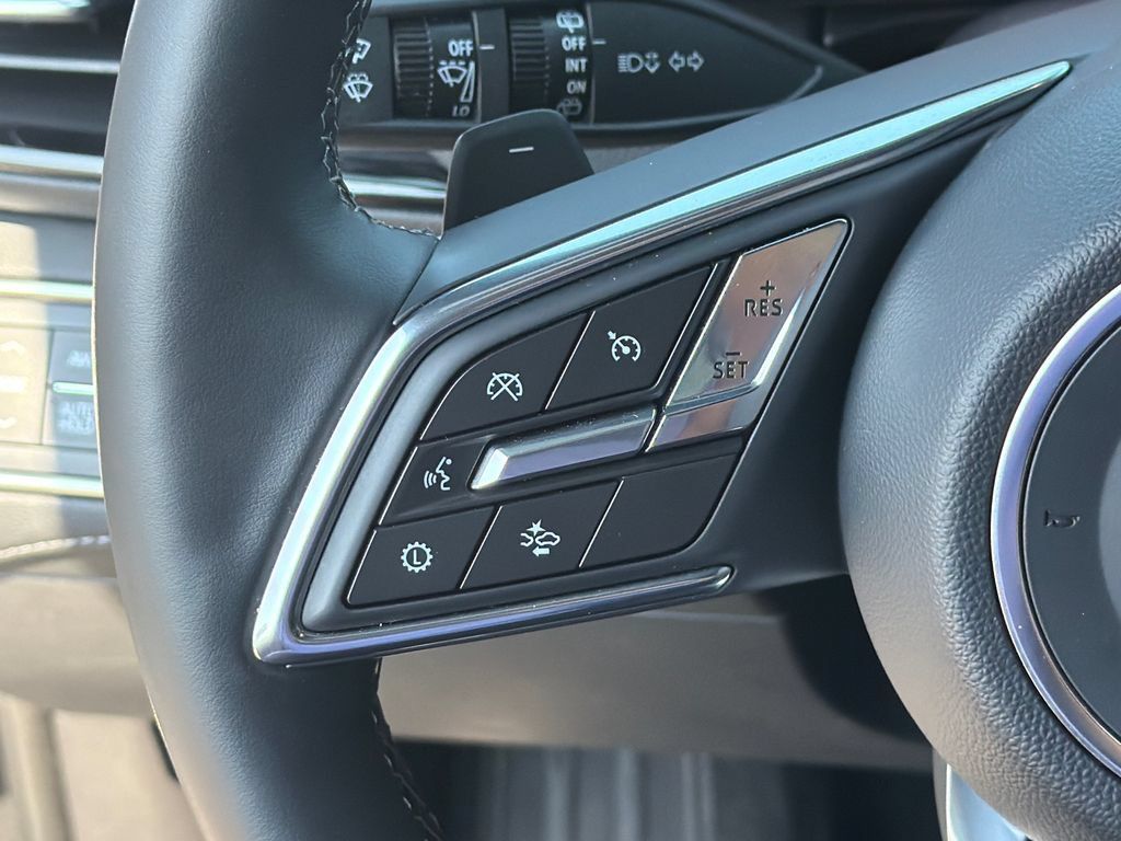 Used 2025 Buick Enclave Preferred AWD/4WD image 27