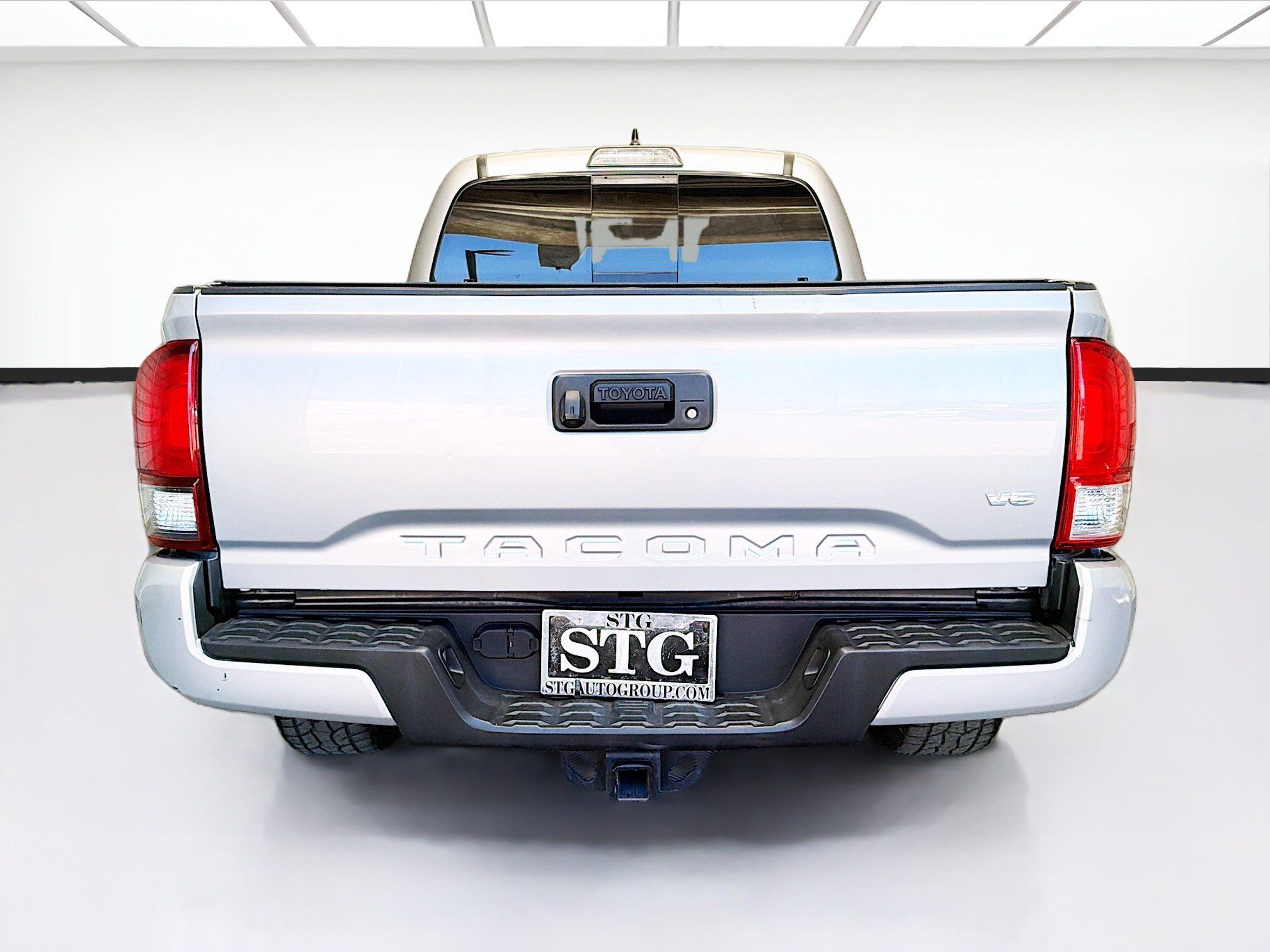 Used 2019 Toyota Tacoma TRD Sport RWD image 5