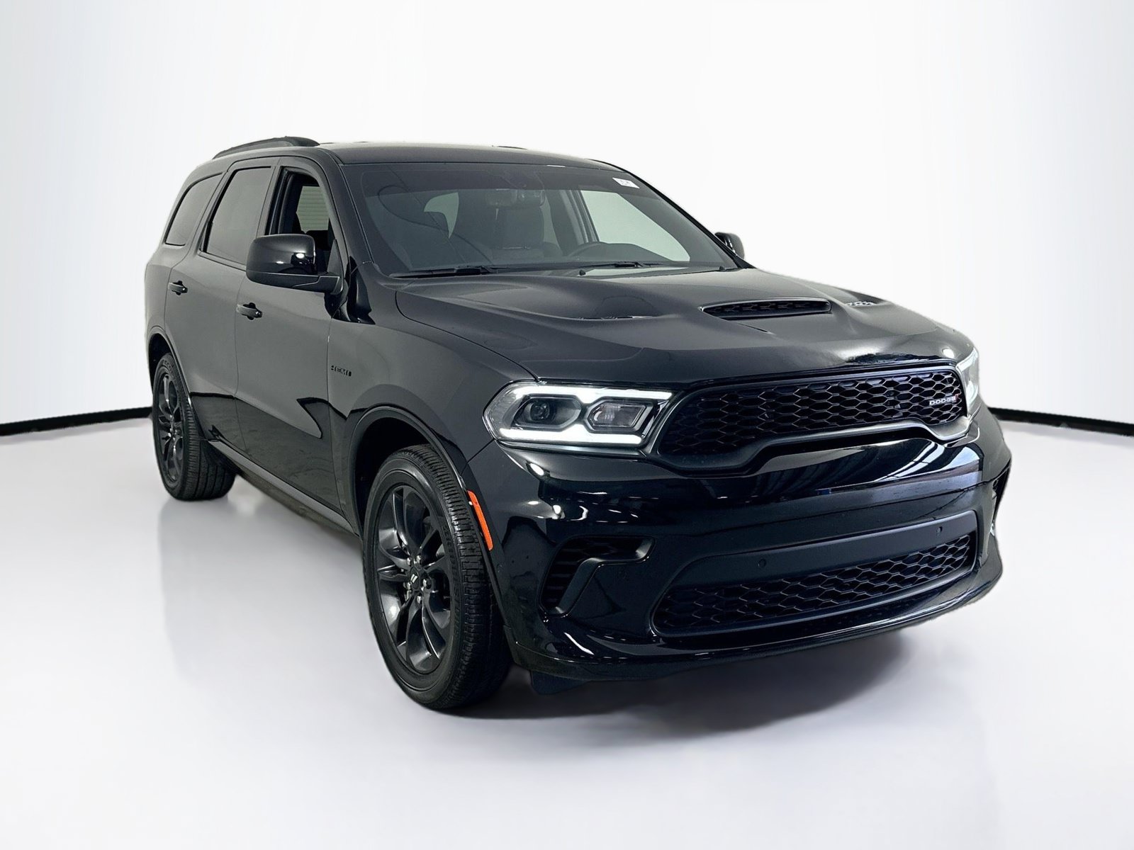 Used 2025 Dodge Durango R/T w/ Blacktop Package AWD/4WD image 3