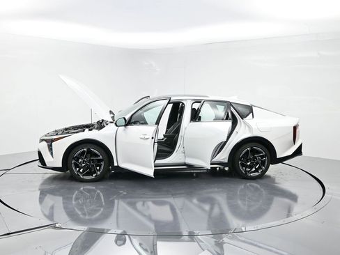 Used 2025 Kia K4 GT-Line w/ GT-Line Sunroof Package image 27