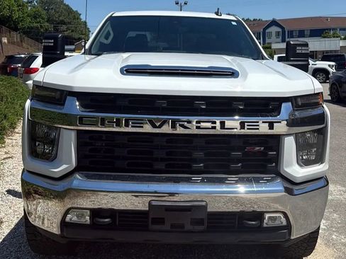 Used 2021 Chevrolet Silverado 3500 LT AWD/4WD image 4