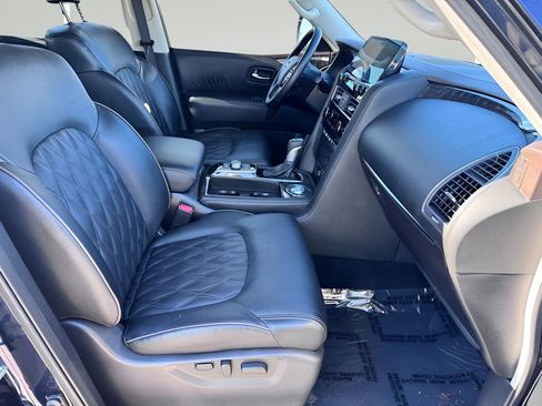 Used 2024 Nissan Armada Platinum w/ Captain's Chairs Package RWD image 35