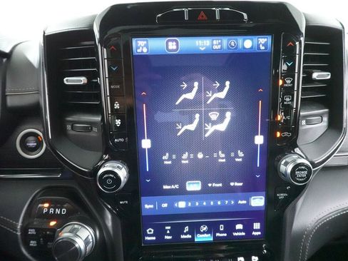 Used 2022 RAM 1500 Limited AWD/4WD image 16
