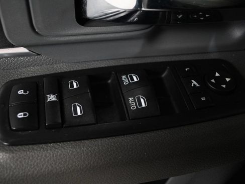Used 2016 RAM 1500 Lone Star AWD/4WD image 17